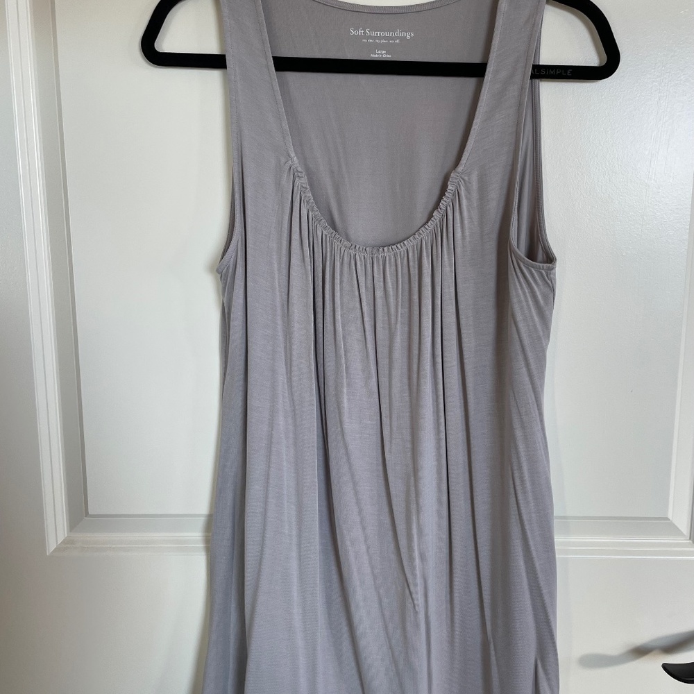Gray pleated Tank Top with scoop-neck